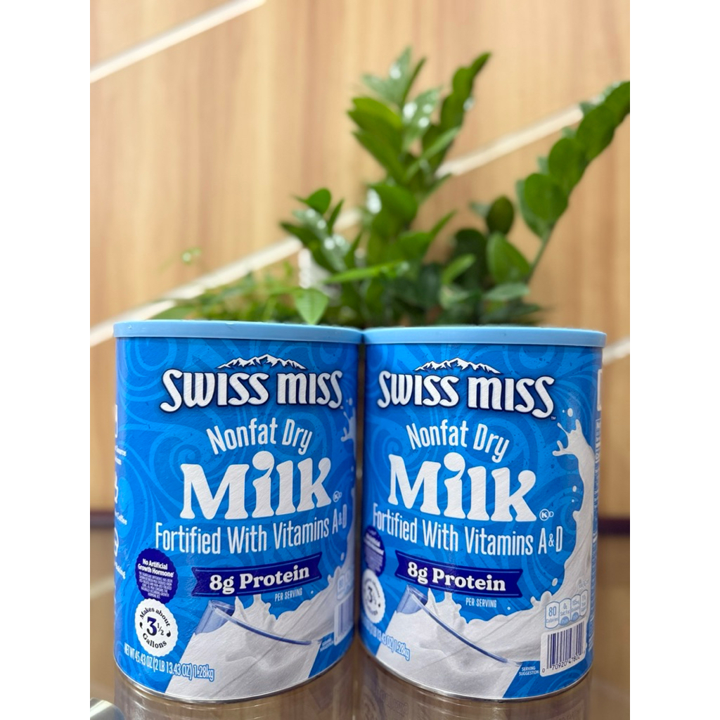 Swiss Miss – Sữa bột tách béo bổ sung vitamin A & D (1.28kg).