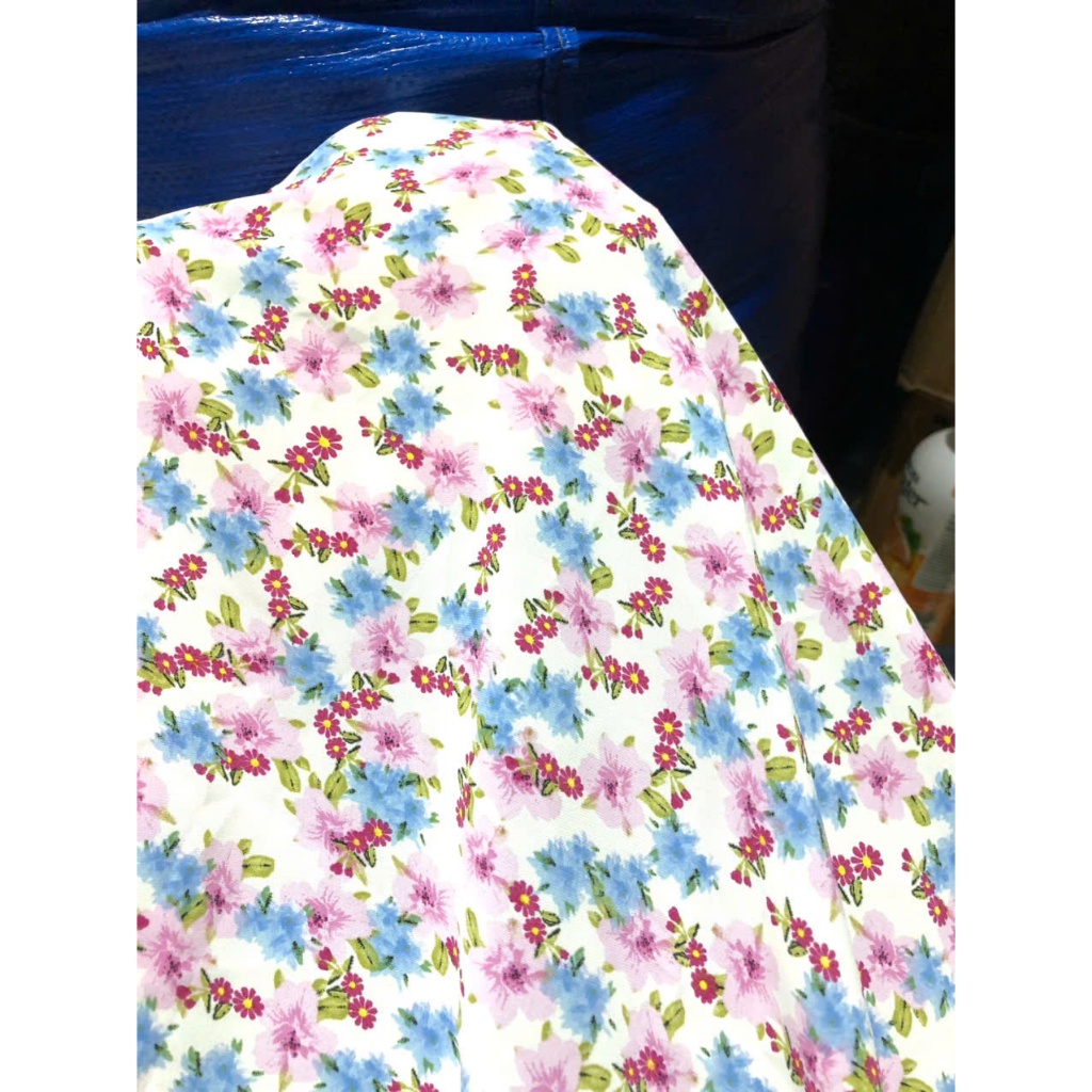 B882 - Vải Lụa mịn mỏng hoa nhí (1.15m x 1.5m), co giãn