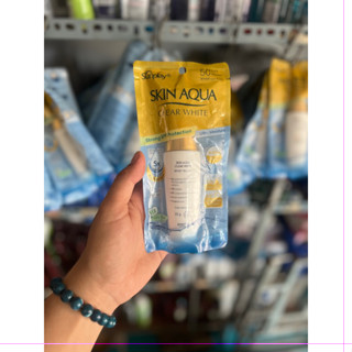  Sữa chống nắng Sunplay skin aqua clear white nắp vàng 