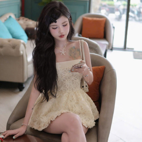 Set đồ mùa hè,set đồ nữ sang chảnh,bộ áo 2 dây hoa dệt nổi quần đùi xịn sò hot trend sành điệu_B1T14 | BigBuy360 - bigbuy360.vn