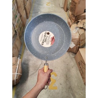  Chảo Nhật Vân Đá Lòng Nông Size 26 Chống Dính Siêu Bền Dùng Cho Mọi Loại Bếp Chiên Xào Không Bám Dính 