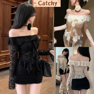  Set áo ren trễ vai có mút xẻ tà tua rua phối hoa cổ kèm chân váy ôm body tôn dáng sang chảnh CATCHY 