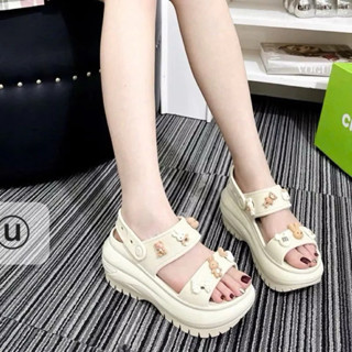 Dép bánh mì hai quai nữ đế cao 8 cm tôn dáng đính kèm full charm xinh chất eva