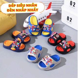 Dép siêu nhân có đèn LED nhấp nháy cho bé trai cực đẹp . Dép 2 lớp siêu êm chân , chống trơn trượt Size 24-35 . Giá tốt