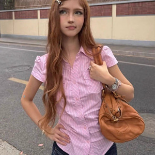 [ẢNH THẬT] SẴN Áo sơ mi hồng ngắn tay sọc trắng xen kẽ y2k chiết eo ngắn tay dáng hơi ôm hotgirl âu mỹ retro punkpink