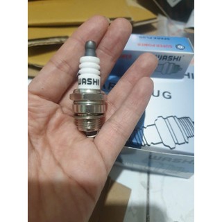 ( 2 cái - 3 cái ) Bugi máy cắt cỏ - máy cưa/ bugi 2 thì. GIAO NGẪU NHIÊN MÃ HÀNG