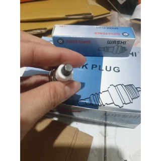 ( 2 cái - 3 cái ) Bugi máy cắt cỏ - máy cưa/ bugi 2 thì. GIAO NGẪU NHIÊN MÃ HÀNG