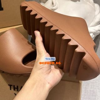 Dép bánh mì YZ SLIDE vân nhám quai ngang xăng đan nam nữ bền dập logo và form chuẩn size đế cao 5cm