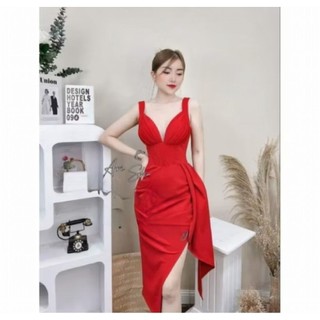Đầm body tà đổ xẻ ngực phối lưới