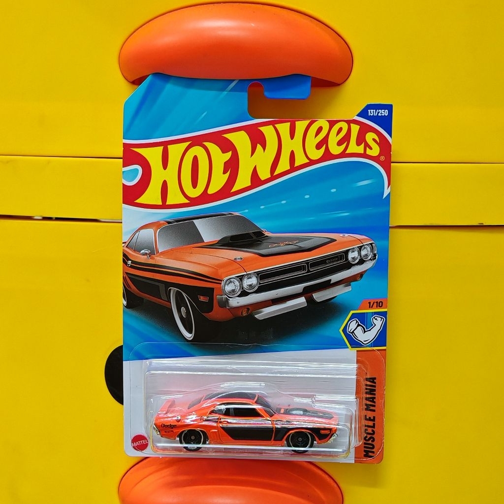 71 Dodge Challenger Hot Wheels Muscle Mania