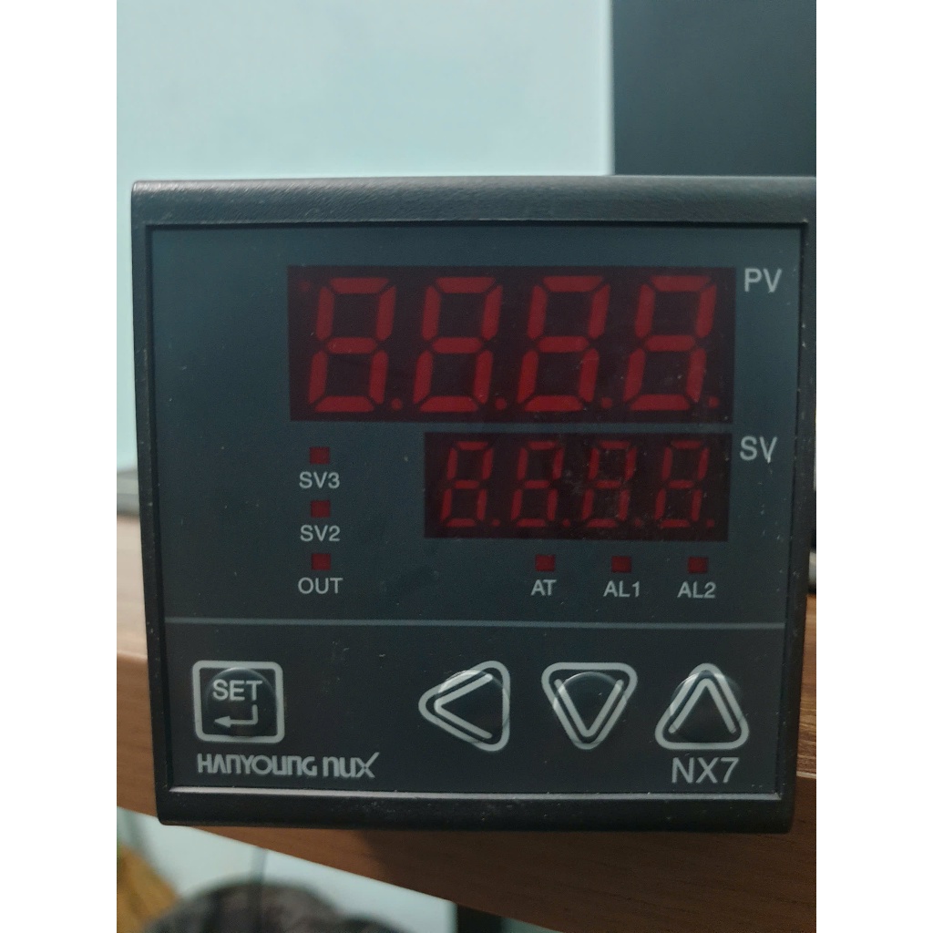 Bộ điều khiển nhiệt độ Hanyoung NX7-01