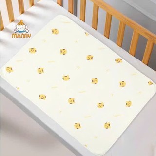 Tấm lót thay tã Manny  hình cho bé sơ sinh, 1 mặt thấm 1 mặt chống thấm, kích thước 50x70.