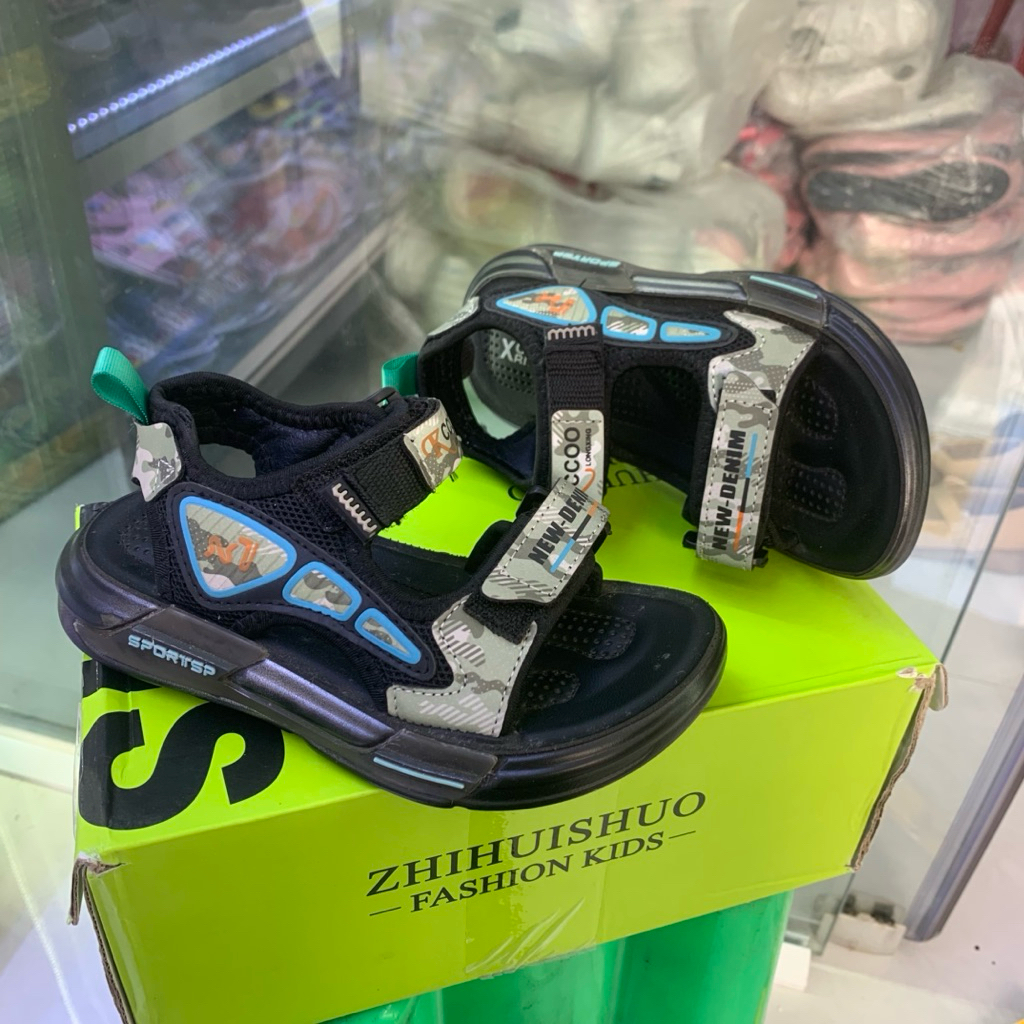 Giày sandal lót hơi 8126-M115