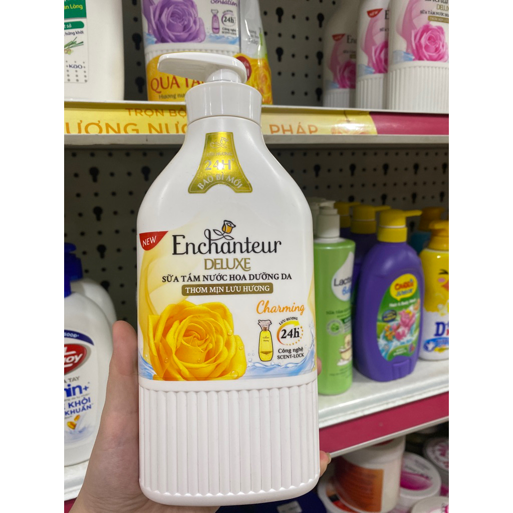 Sữa tắm Enchanteur 650g vàng