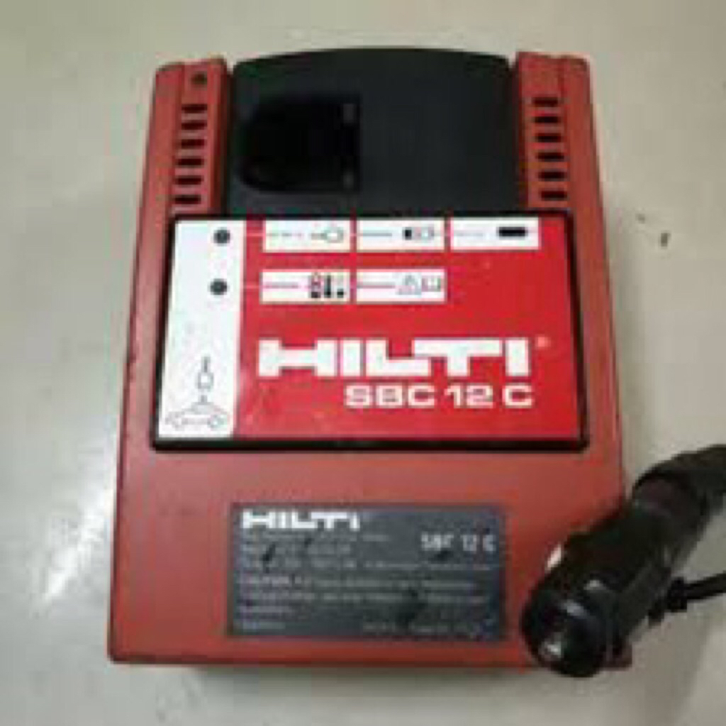 bộ sạc pin Hilti SBC 12 M. hoạt động bình thường