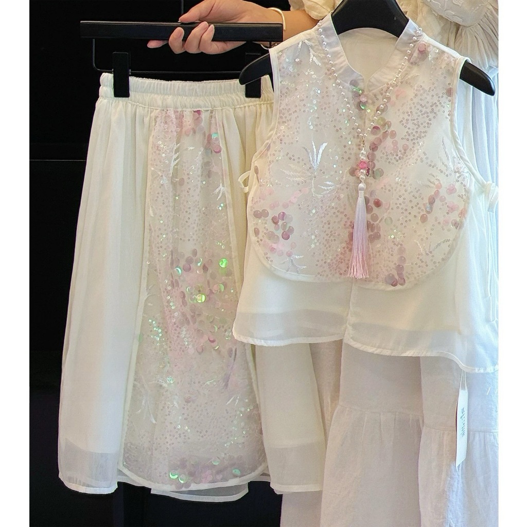 Set sườn xám cách tân cho bé gái (2025)