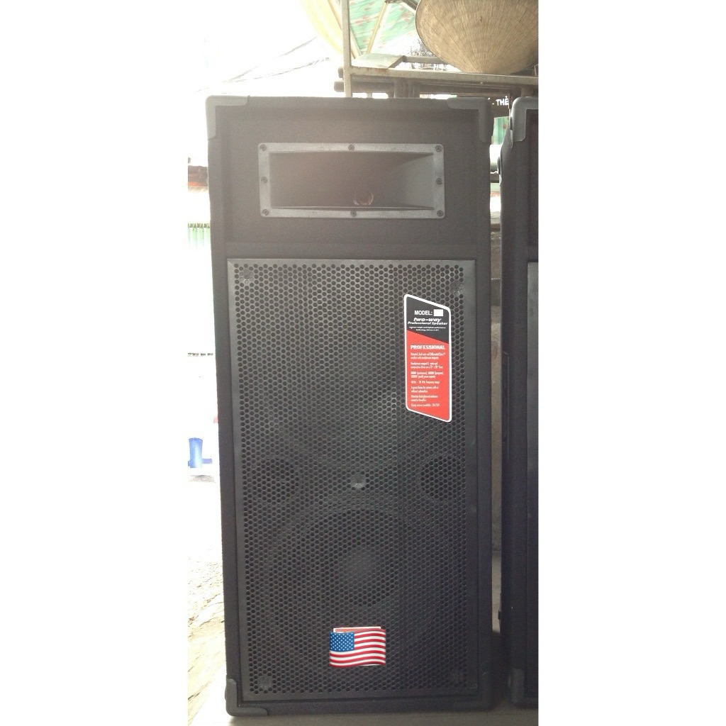 1 cái loa 2 bass 3 tấc đôi khách đặt