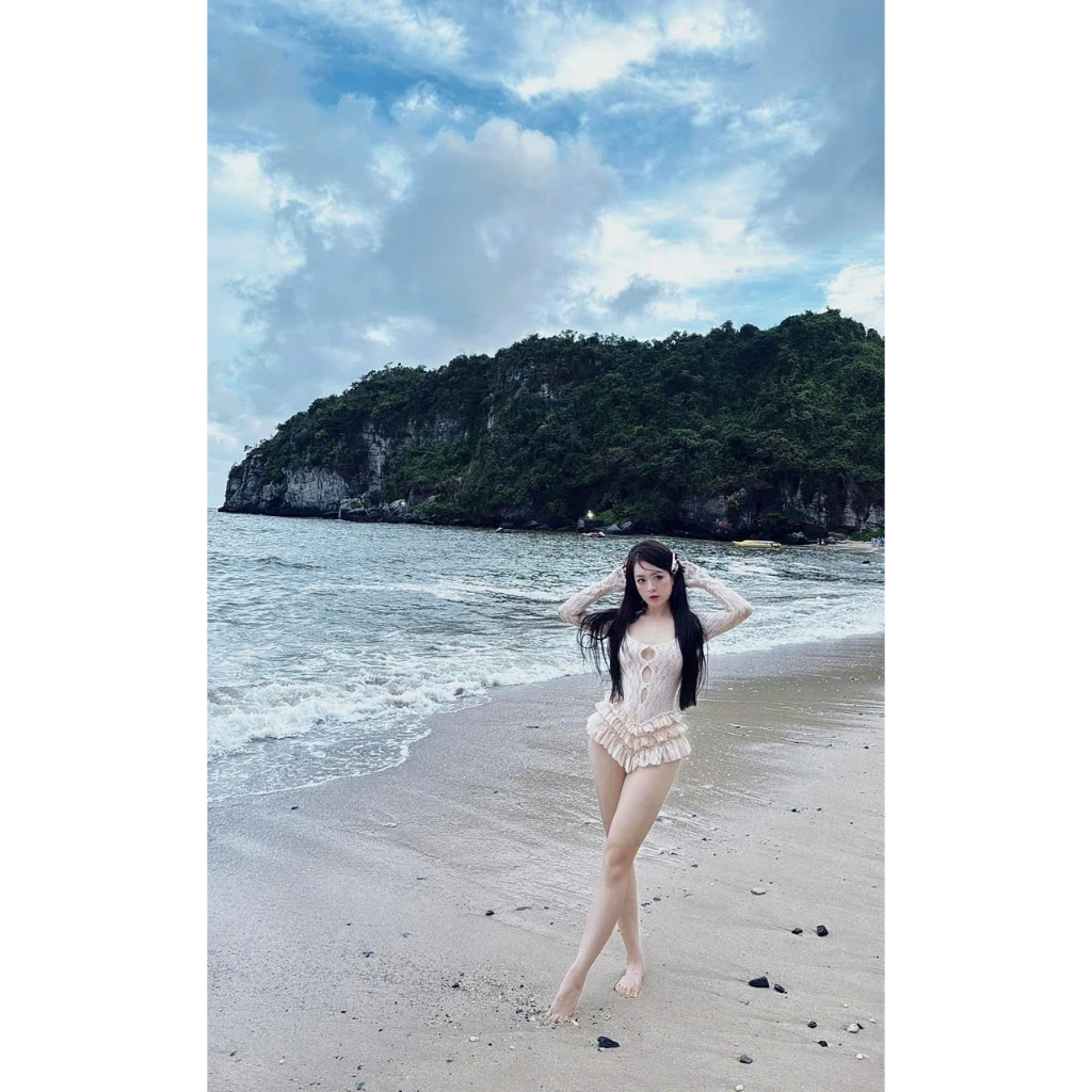 [Có Cúc] Đồ bơi đi biển BODYSUIT REN TAY DÀI vuông ôm sát body chân nhún bèo viền xếp tầng xinh xắn nhẹ nhàng [BKN 921] | BigBuy360 - bigbuy360.vn