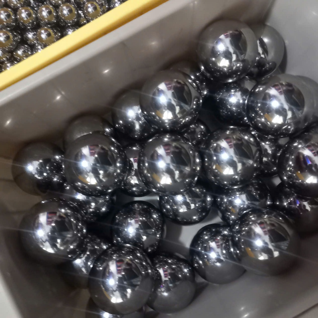 Viên bi tròn (đặc),bi sắt, bi thép chịu lực, Bi cầu ,Bi lăn tay làm bằng thép chịu lực phi 20 ~ 50mm