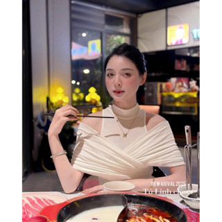 Áo kiểu nữ slay trễ vai cổ yếm chất mềm mát tay