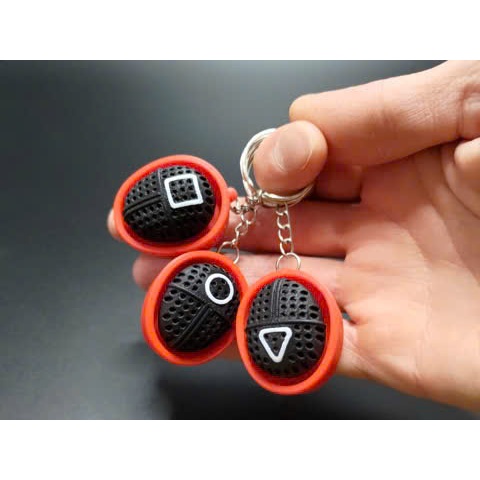 Móc khóa 3D mặt nạ lính Squid Game - Keychain Squid Game lính canh in 3D