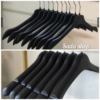  Combo 100 móc quần áo mắc áo nhựa vai to và đen dẹt nam nữ  - sada shop 