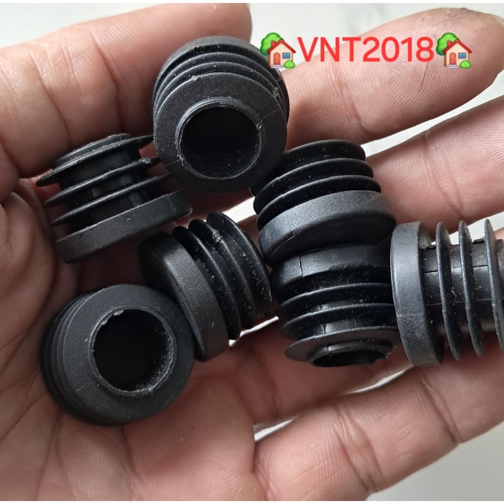 Nút nhựa bịt  đầu ống phi 22mm