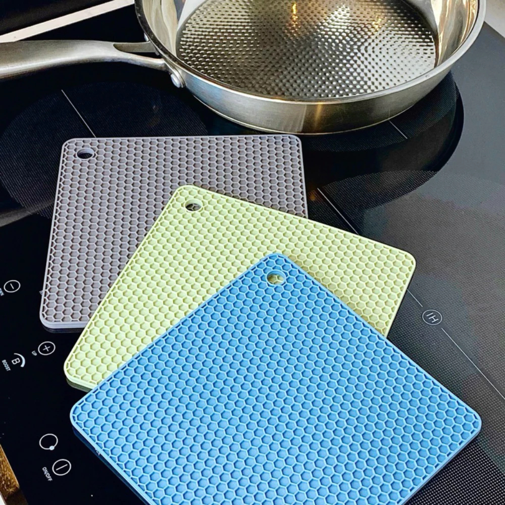 Miếng lót silicon cách nhiệt cao cấp, tấm lót chống xước bếp chịu nhiệt lên tới 200 độ C dễ dàng vệ sinh