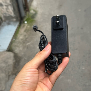 Nguồn sạc camera Hikvison 12V 2A