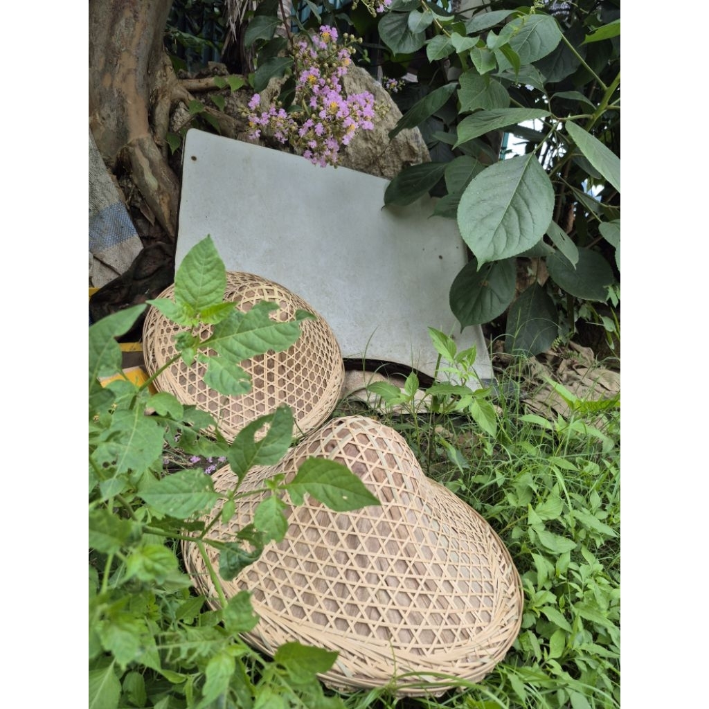 nón lá chúp xà cao bằng(tặng dây)