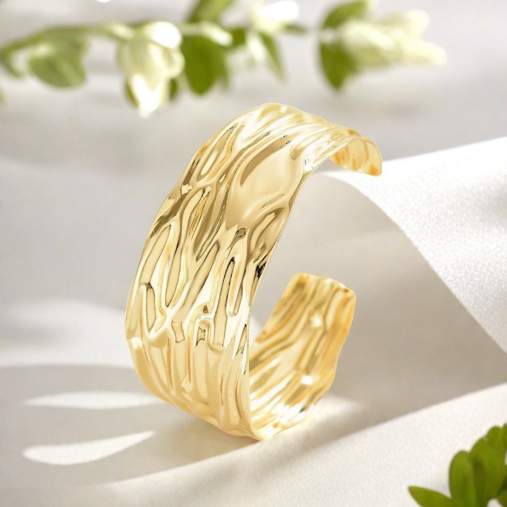 Vòng tay bản to ánh kim dáng lượn sóng hottrend phong cách Âu Mỹ cực cá tính nằng động ponnie ponnie | BigBuy360 - bigbuy360.vn