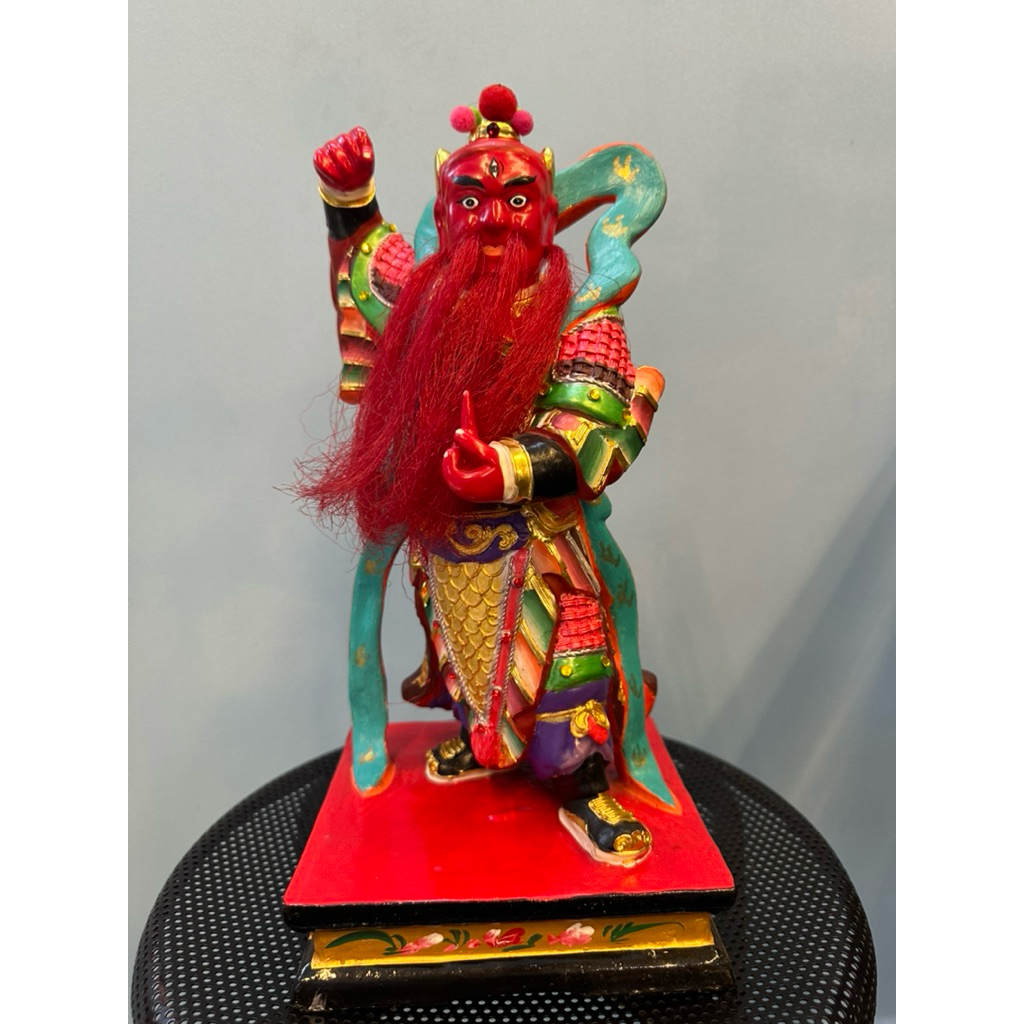 Tượng gỗ Vương Linh Quang