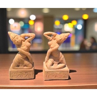 Tượng Nữ Thần Apsara – Vũ Điệu Bất Tử Của Sắc Đẹp và Tâm Linh gốm Chăm Bàu trúc