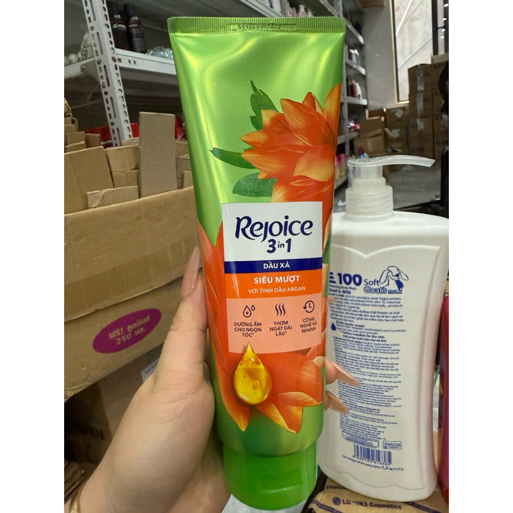 Dầu xả Rejoice Siêu mượt 300ml