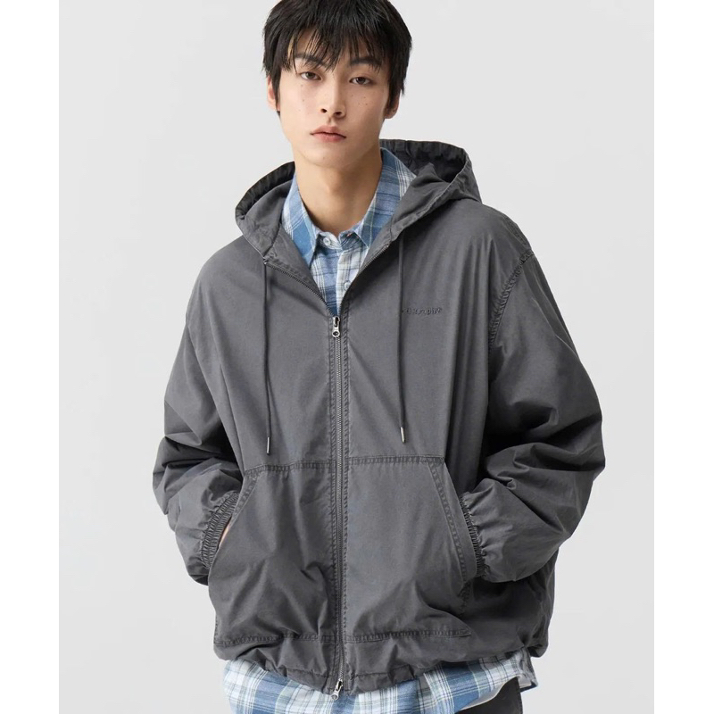 Áo khoác 2-way Code Graphy washed