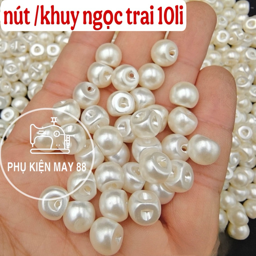 100 nút cúc ngọc trai sử dụng đơm kết trên áo váy