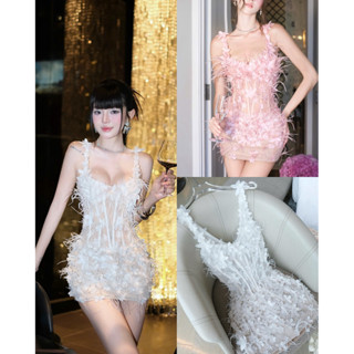 Đầm Thiết Kế Cao Cấp Đính Hoa Thủ Công Phối Lông Vũ Đi Tiệc Sang Trọng