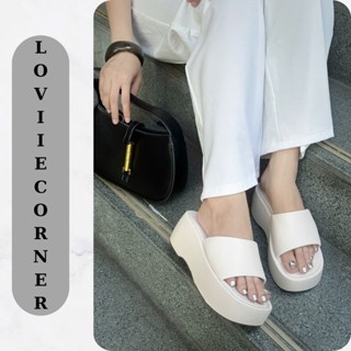 LOVIIECORNER DÉP NỮ ĐẾ XUỒNG - DÉP XUỒNG THỜI TRANG QUAI NGANG BẢN TO TRƠN HIỆN ĐẠI ĐẾ BẰNG D220949