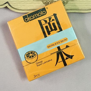 Bao cao su siêu mỏng hương cam Okamoto Skinless Skin Orange Lubricated 3 cái/hộp