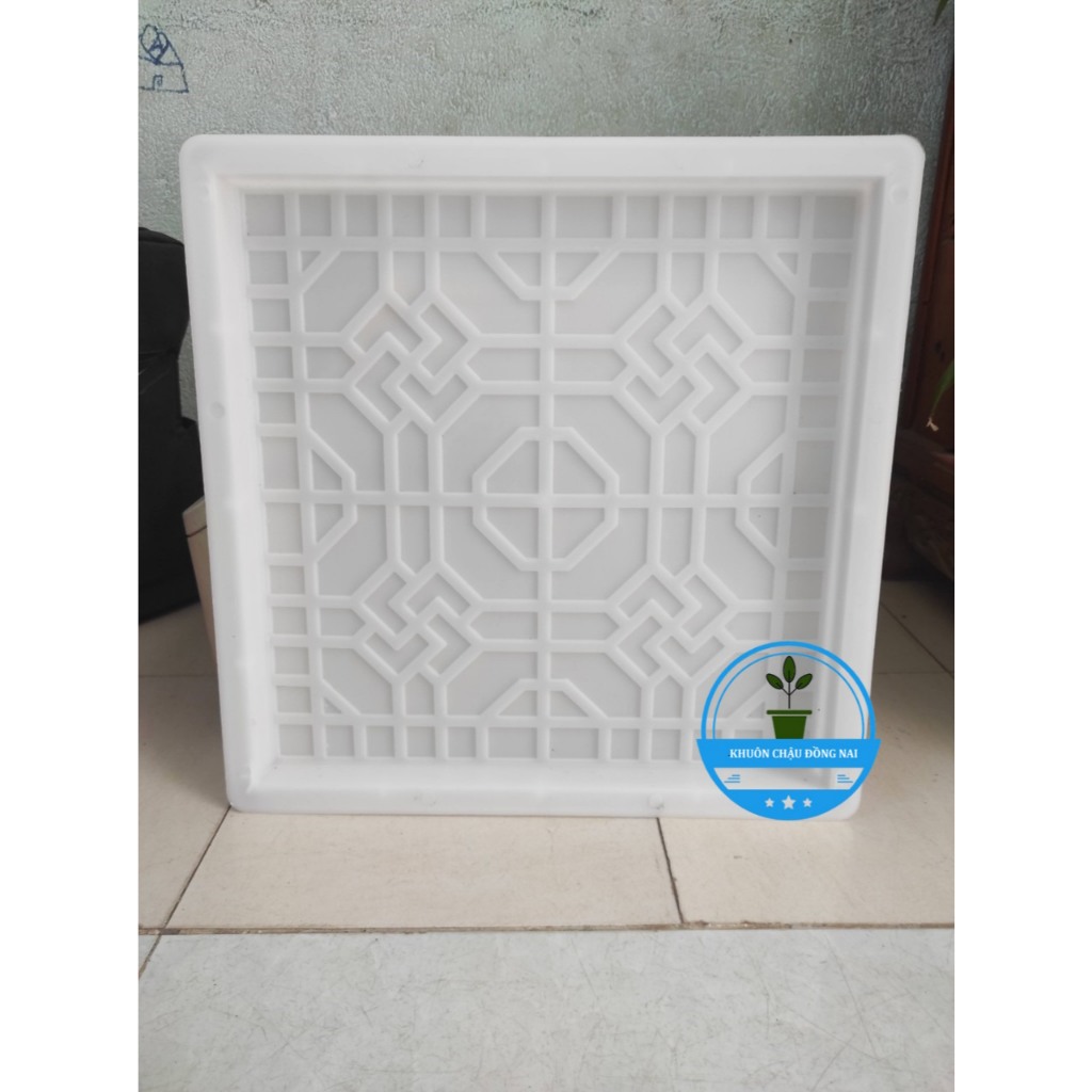 Khuôn lát gạch trang trí sân vườn 40 x 40 cm MK02