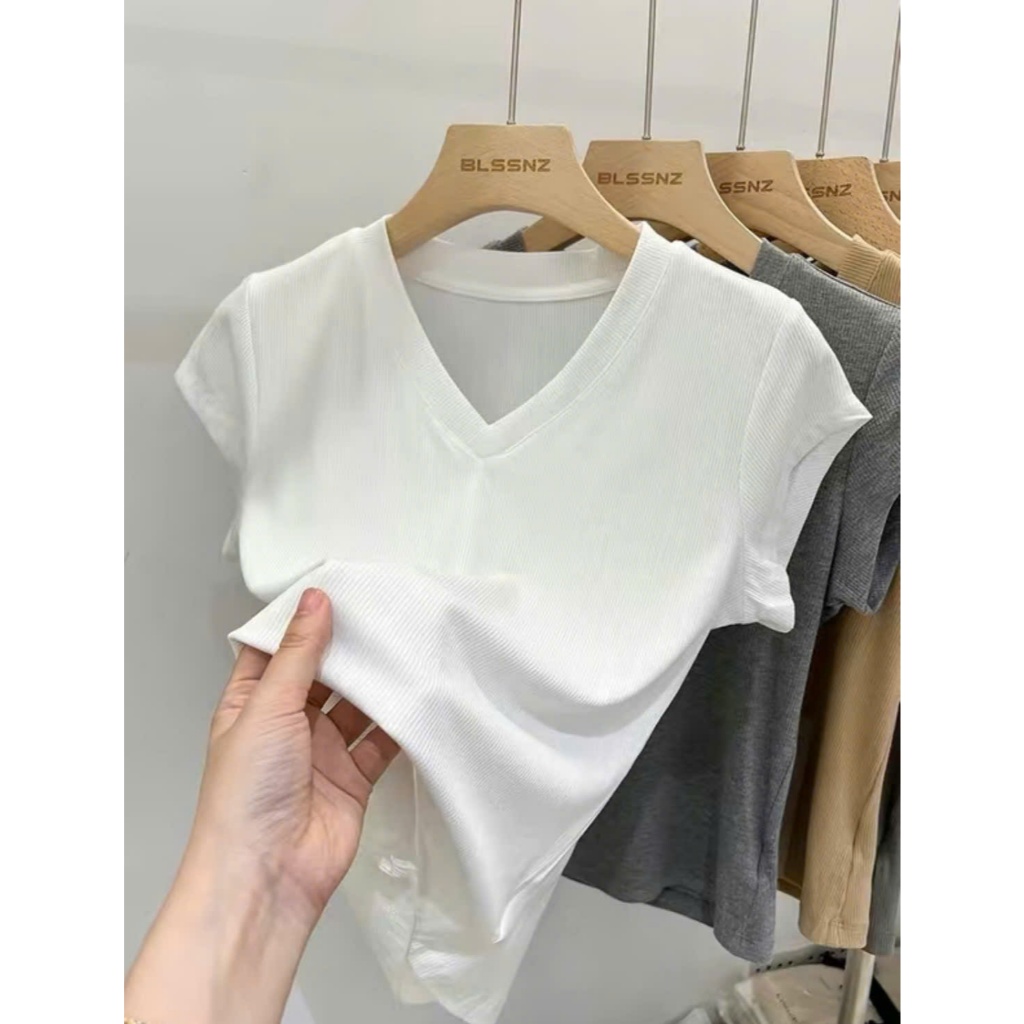 Áo thun nữ cổ tim DAZZI BRAND, babytee ôm body, co dãn 4 chiều, phù hợp cho size từ 40 đến 83kg