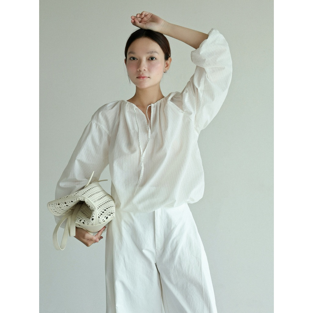 Áo sọc tay phồng form bí 𝐒𝐎𝐌𝐒 | 𝐌𝐚𝐛𝐞𝐥 𝐁𝐥𝐨𝐮𝐬𝐞