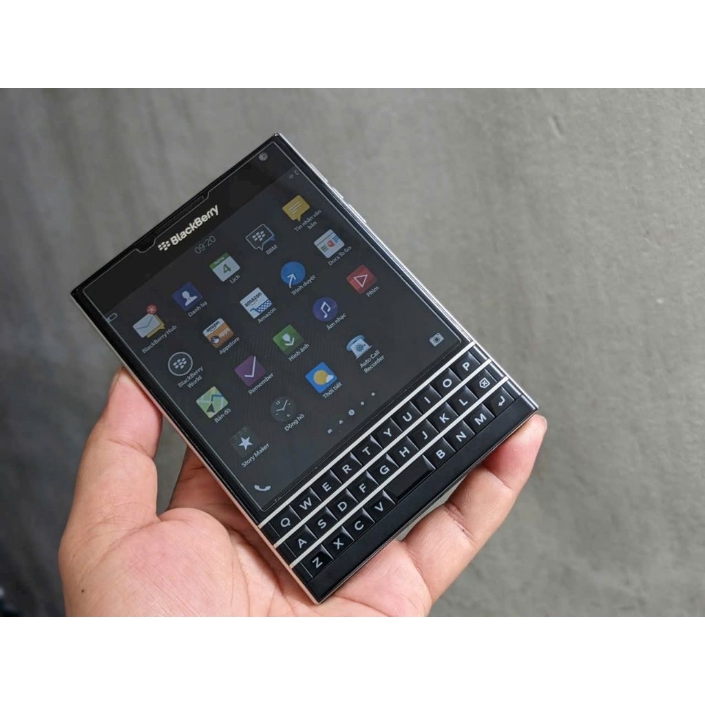 Blackberry Passport Fullbox 97-98%