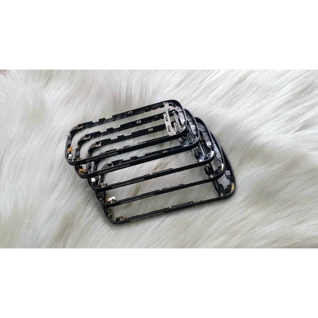 Benzen Blackberry Q10 đen