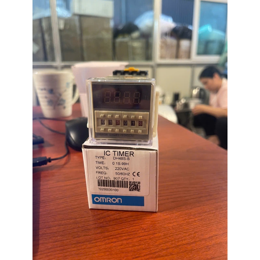 Rơ le thời gian, Timer đảo chiều Omron DH48S-S