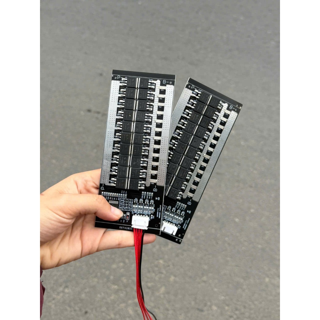 Mạch Bms màu đen 150A cho hệ 3s/4s ( 3.7v/3.2v )