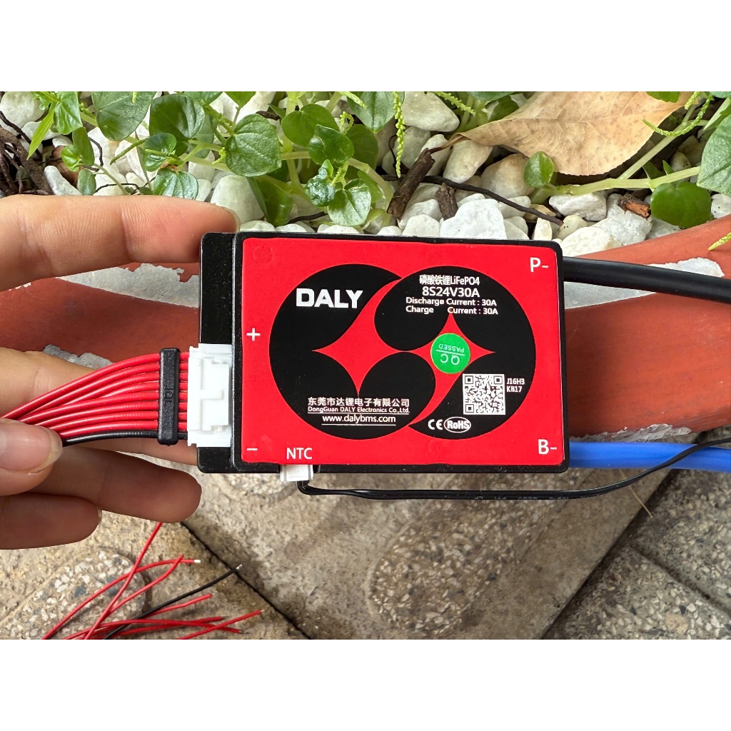 Mạch Bảo Vệ BMS 24V 8S 30A Cho 3.2V Chính Hãng DALY (Sạc Xả Chung)