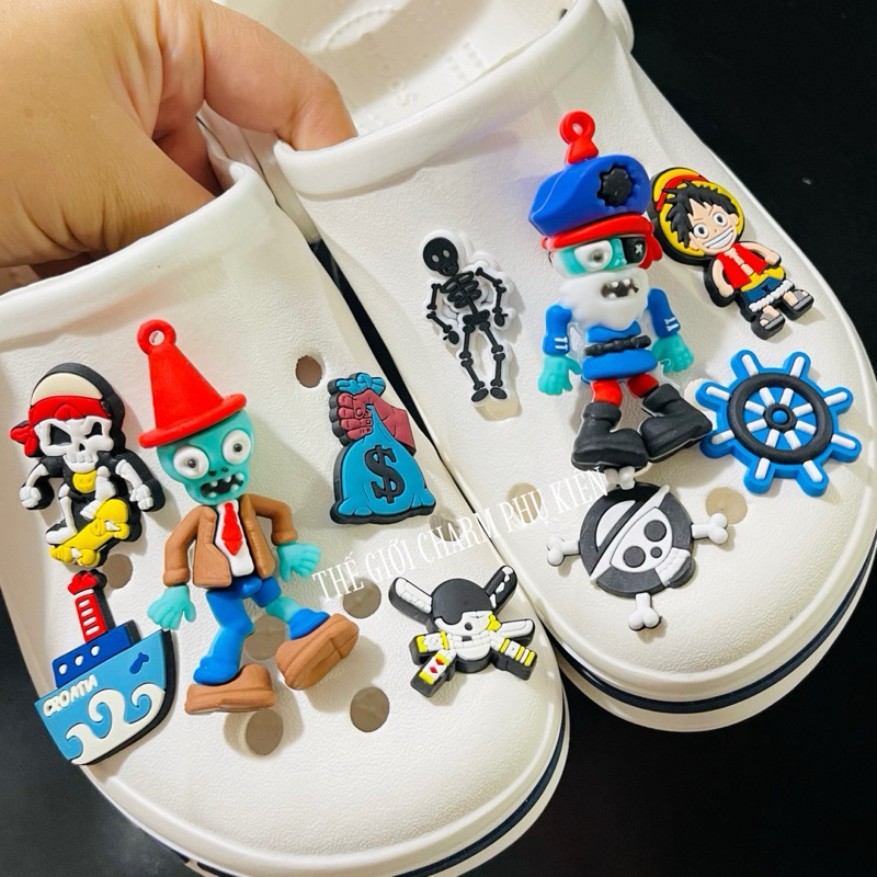 Bộ Charm ZOMBIE AND PLANT sẵn nút gắn dép sục