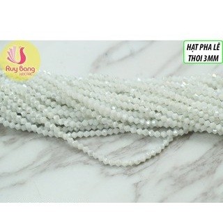 Hạt pha lê thoi 4mm dùng đính kết váy áo, phụ kiện may mặc
