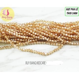 Hạt pha lê thoi 4mm dùng đính kết váy áo, phụ kiện may mặc